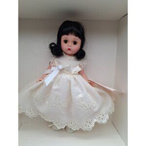 Madame Alexander Ivory Delight Doll No. 34565 Original Box